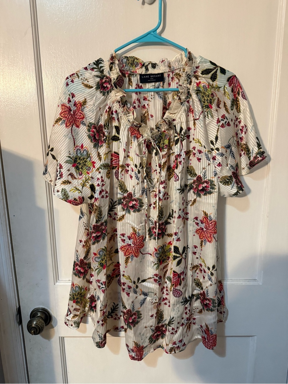Lane Bryant Cream Floral Ruffle Tie-Front Blouse